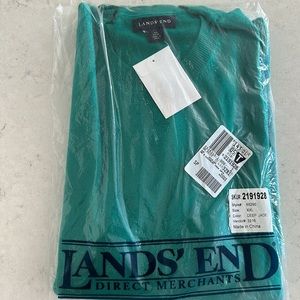 Lands End 100% cashmere men’s crewneck sweater in black